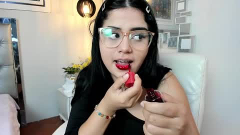 Snapshot of mila_quin chatting on May 30, 7:55 pm mila_quin online show from May 30, 7:55 pm