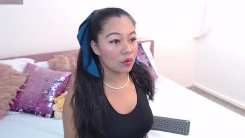 mila online show from March 11, 11:38 am