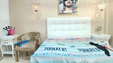 miladiosa online show from February 26, 12:26 pm