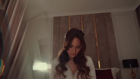        online show from April 17, 6:55 pm