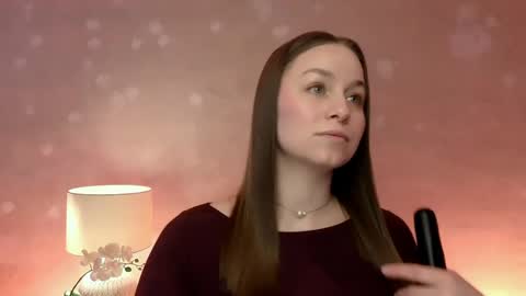 Snapshot of milafleur chatting on April 22, 2:18 pm Mila Fleur online show from April 22, 2:18 pm