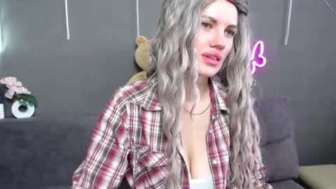 Milaloona online show from March 26, 7:58 am