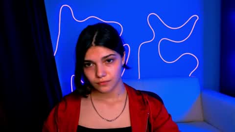 Snapshot of milamiuuu chatting on June 12, 3:11 pm milamiuuu online show from June 12, 3:11 pm