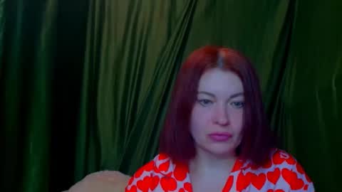 Snapshot of milana9732 chatting on March 2, 7:43 pm milana9732 online show from March 2, 7:43 pm