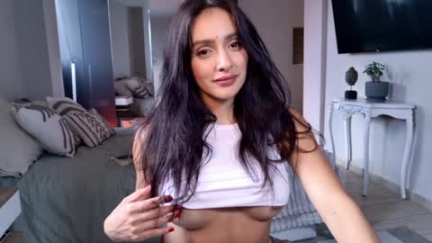 milana online show from March 26, 9:53 pm