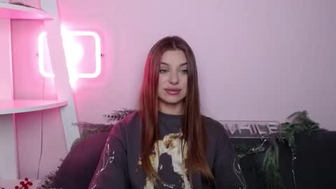 milanaangelas online show from February 7, 6:06 am