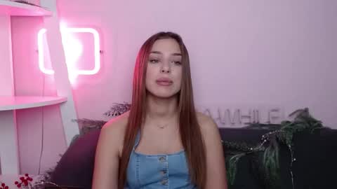 milanaangelas online show from February 8, 5:44 am