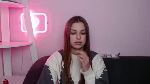 milanaangelas online show from February 10, 8:46 pm