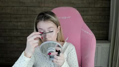 MilanaBalmain online show from April 14, 4:18 am