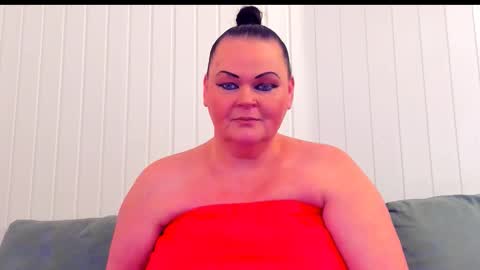 Snapshot of milanabiegert chatting on January 9, 1:36 pm Lana online show from January 9, 1:36 pm