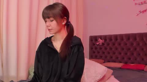 Snapshot of milanahottss chatting on April 26, 5:16 am Milana online show from April 26, 5:16 am