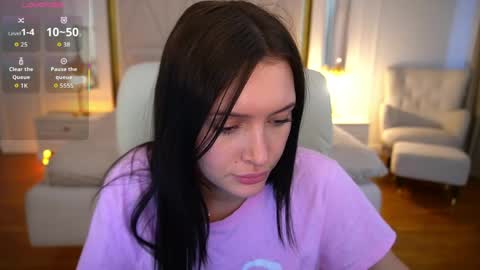 Snapshot of milanamusee chatting on April 27, 1:20 pm Milana online show from April 27, 1:20 pm
