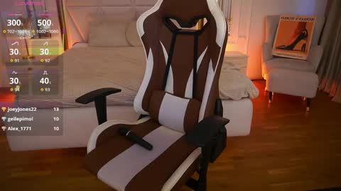 Snapshot of milanamusee chatting on May 11, 4:04 pm Milana online show from May 11, 4:04 pm