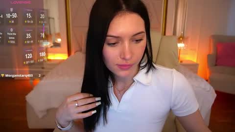 Snapshot of milanamusee chatting on May 22, 1:17 pm Milana online show from May 22, 1:17 pm