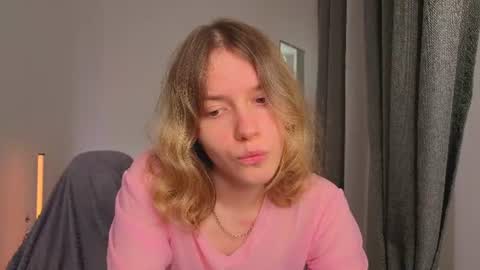 Snapshot of milanarayy chatting on June 21, 5:32 am Milaray online show from June 21, 5:32 am
