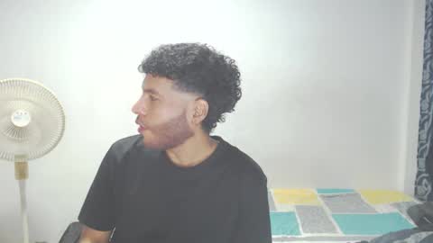 milano1130 online show from March 22, 1:42 am