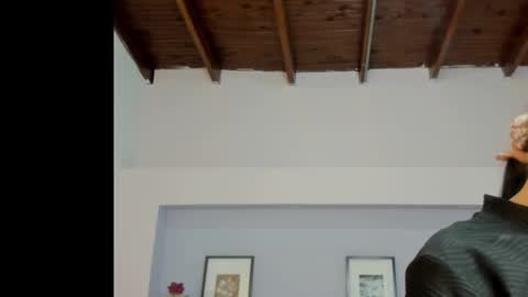 Mila Rose online show from December 29, 11:18 am