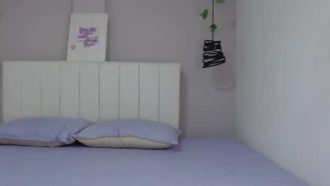 Snapshot of milarossii chatting on February 20, 1:55 pm MilaRossi online show from February 20, 1:55 pm