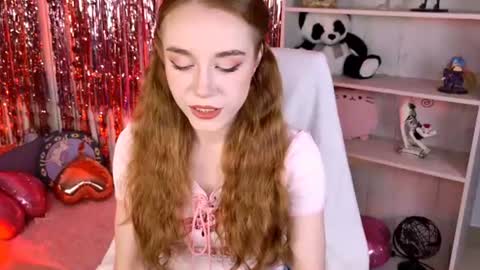 Snapshot of milasiren chatting on June 23, 9:07 am Mila online show from June 23, 9:07 am
