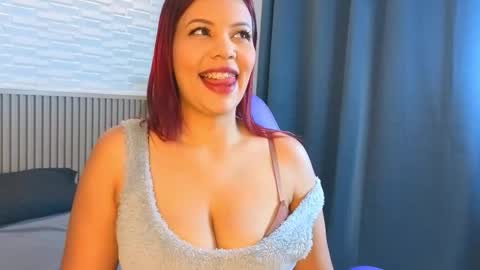 milena_lawson online show from February 11, 2:11 pm