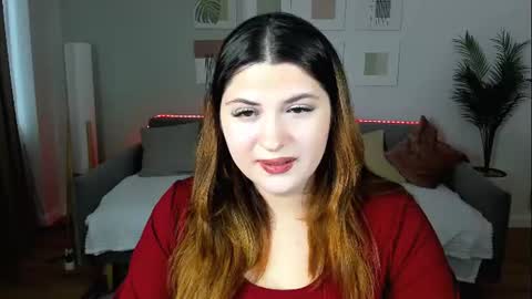Snapshot of milenafiery chatting on June 16, 7:44 am milenafiery online show from June 16, 7:44 am