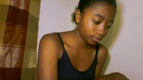Snapshot of milennah chatting on June 16, 11:07 pm milennah online show from June 16, 11:07 pm