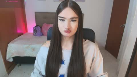 Miley online show from March 30, 2:51 pm