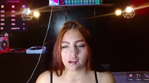 Snapshot of miley_clarck chatting on May 19, 2:23 pm Miley online show from May 19, 2:23 pm