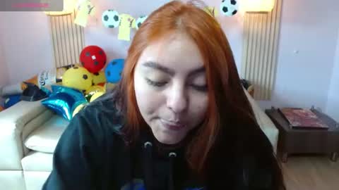 Snapshot of miley_clarck chatting on July 13, 1:58 pm Miley online show from July 13, 1:58 pm