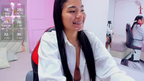 MILEY online show from February 3, 8:14 pm