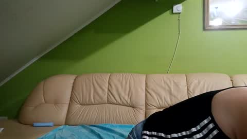 milf44milf online show from July 24, 6:50 pm