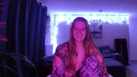 Milf Tara36 online show from March 5, 8:10 pm