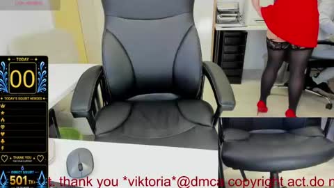 Snapshot of milf_viktoria chatting on July 2, 9:26 am Viktoria online show from July 2, 9:26 am