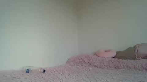 milfevha online show from March 23, 8:35 pm