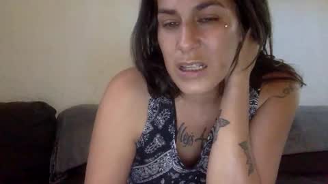 Snapshot of milfsfreaky69 chatting on June 10, 5:56 pm BabygirlsFreaky online show from June 10, 5:56 pm