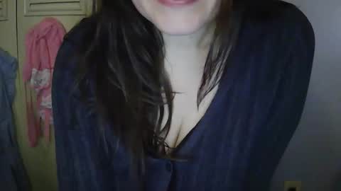 Snapshot of milfytitts chatting on February 12, 7:09 pm MilfyTitts online show from February 12, 7:09 pm