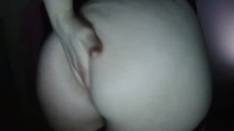 Snapshot of milfytitts chatting on February 28, 12:39 pm MilfyTitts online show from February 28, 12:39 pm
