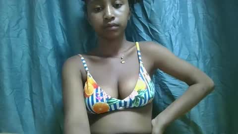 Snapshot of milinasy chatting on March 3, 10:32 am milinasy online show from March 3, 10:32 am