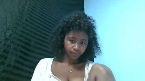 Snapshot of milinasy chatting on June 5, 7:19 pm milinasy online show from June 5, 7:19 pm