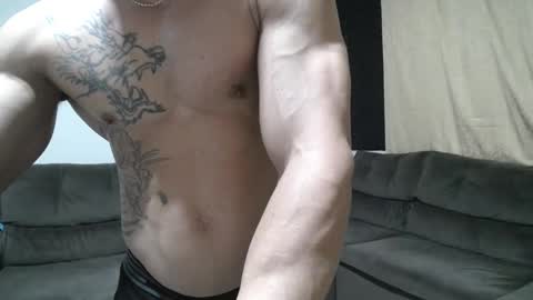 milioncouple online show from March 20, 9:19 pm