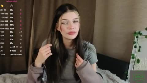 Snapshot of milisa_sweeti chatting on May 6, 7:19 pm Milisa online show from May 6, 7:19 pm