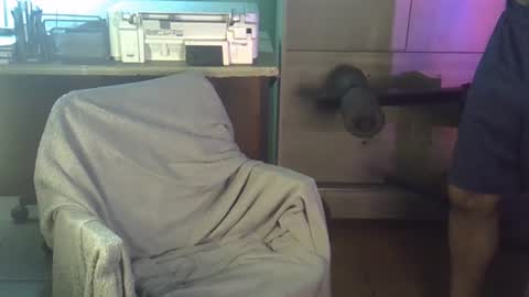 Snapshot of militaryx chatting on October 11, 10:52 pm militaryx online show from October 11, 10:52 pm