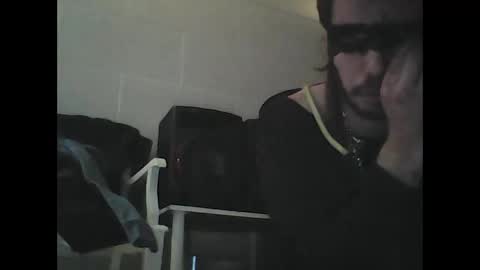 milk_couple30 online show from February 6, 3:16 am