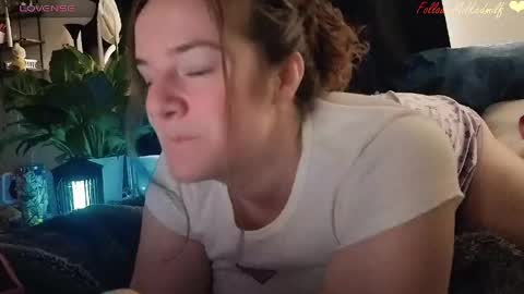 Snapshot of milkedmilf chatting on April 23, 3:47 pm milkedmilf online show from April 23, 3:47 pm