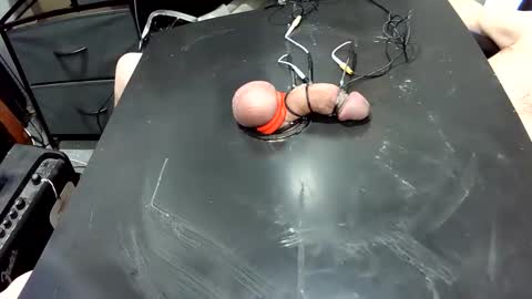 milk me dry online show from February 5, 8:46 pm