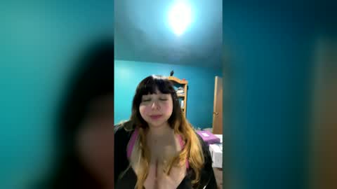 Snapshot of milky_marilynne chatting on January 11, 4:06 am Marilynne online show from January 11, 4:06 am
