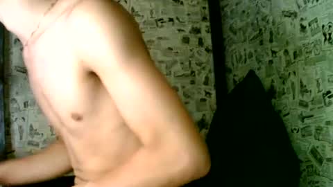 Snapshot of milkyboy26 chatting on July 16, 6:08 am milkyboy26 online show from July 16, 6:08 am