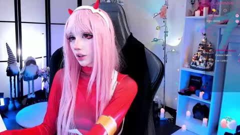 milky cute online show from January 18, 12:58 am