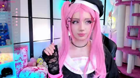 milky cute online show from April 28, 7:41 pm