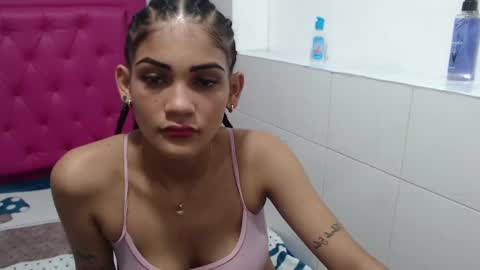 Snapshot of milkyway_18 chatting on January 21, 3:32 pm milkyway_18 online show from January 21, 3:32 pm